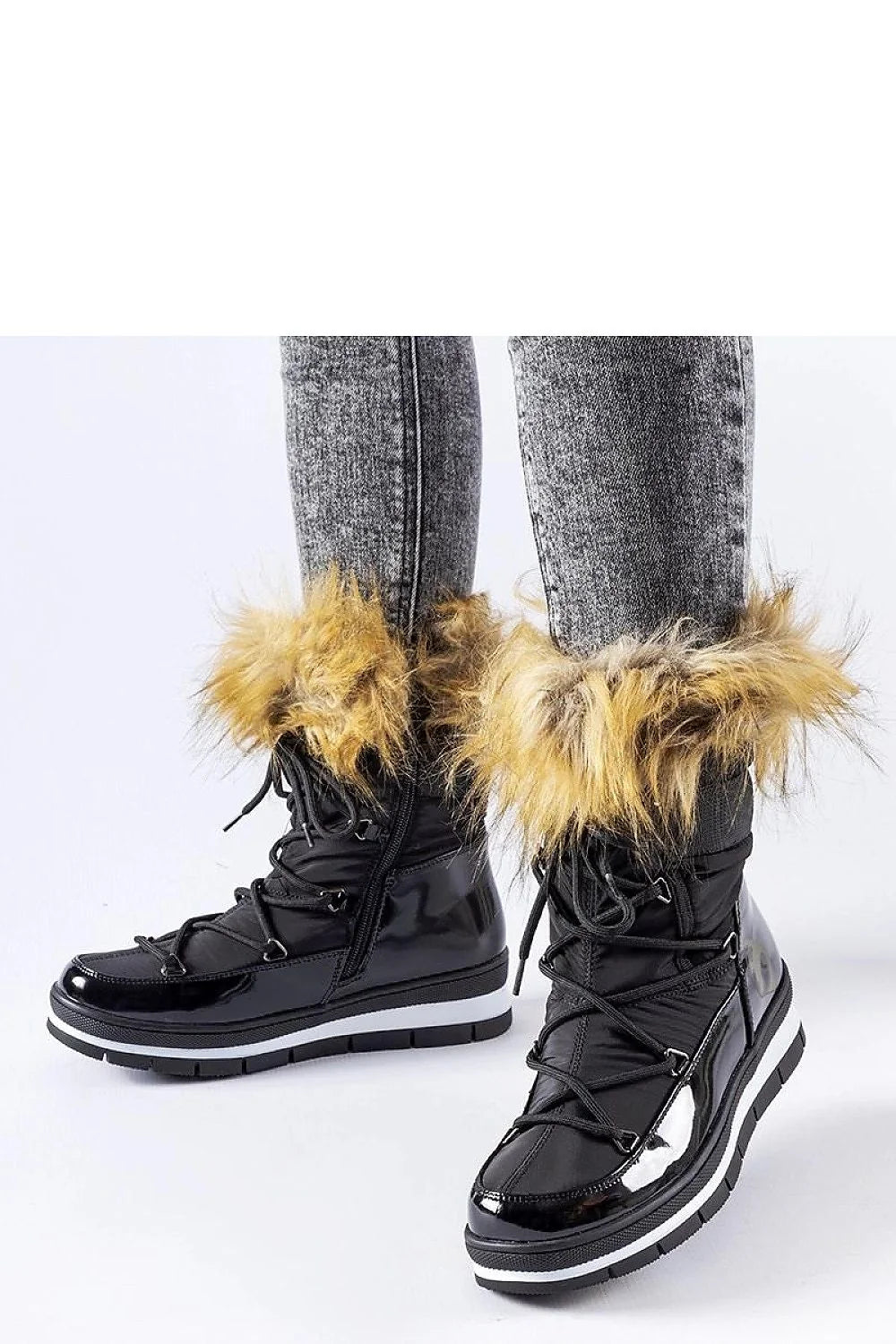 Bottes d'hiver en simili cuir noir brillant pour femmes modernes avec fausse fourrure confortable élégante