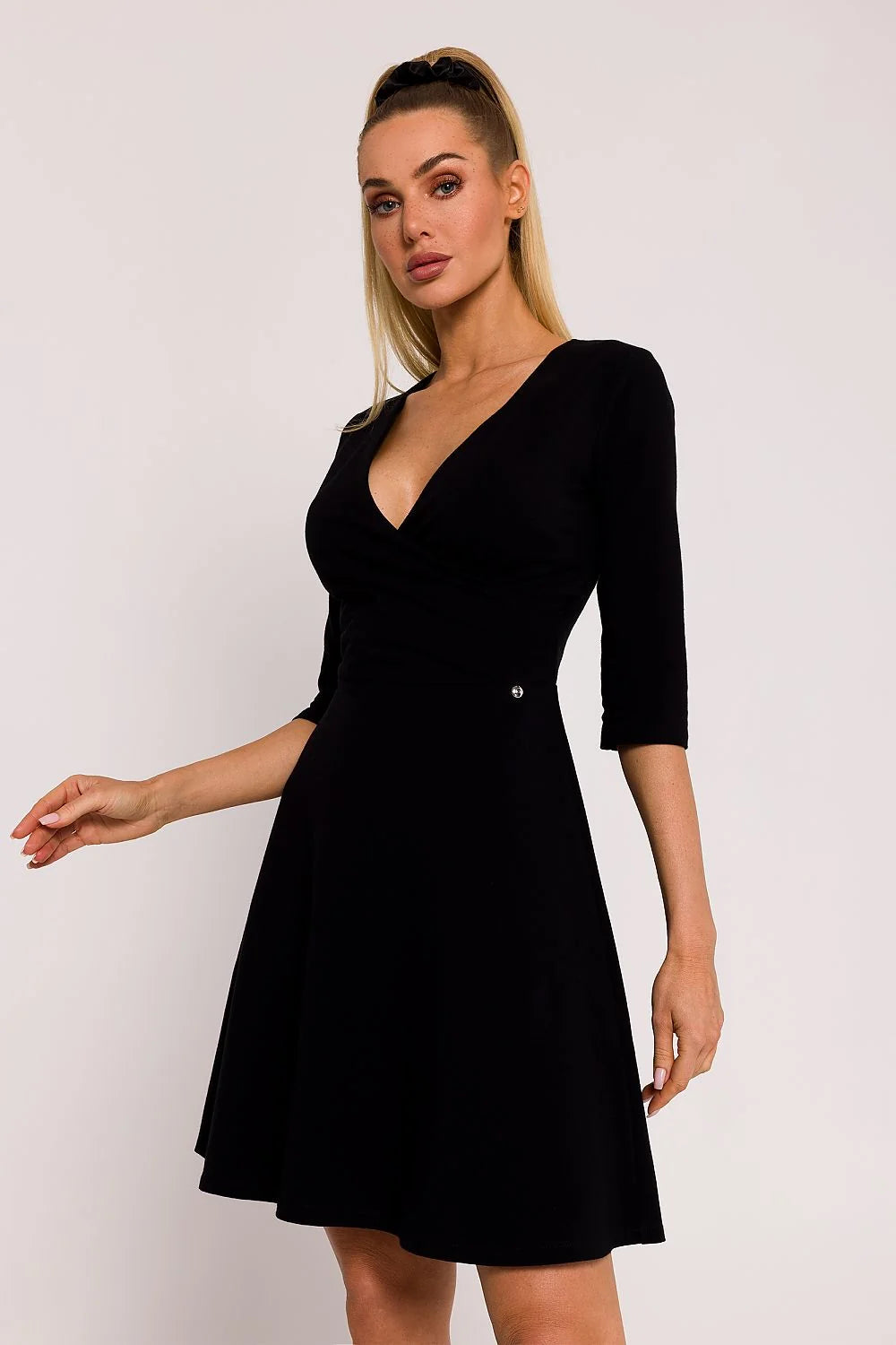 Robe de jour Moe tricotée Poland design innovant confort évasée mini fluidité aération style jeune fille élégance décontraction femme
