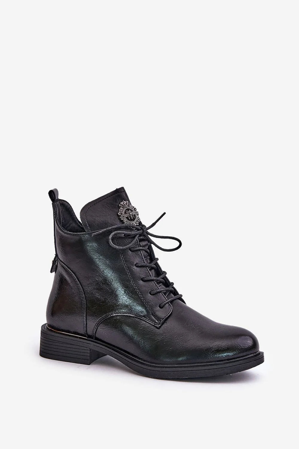 Bottines femmes cuir noir élégantes modernes confortables style chic design montant lacer zip métal résistant semelle caoutchouc