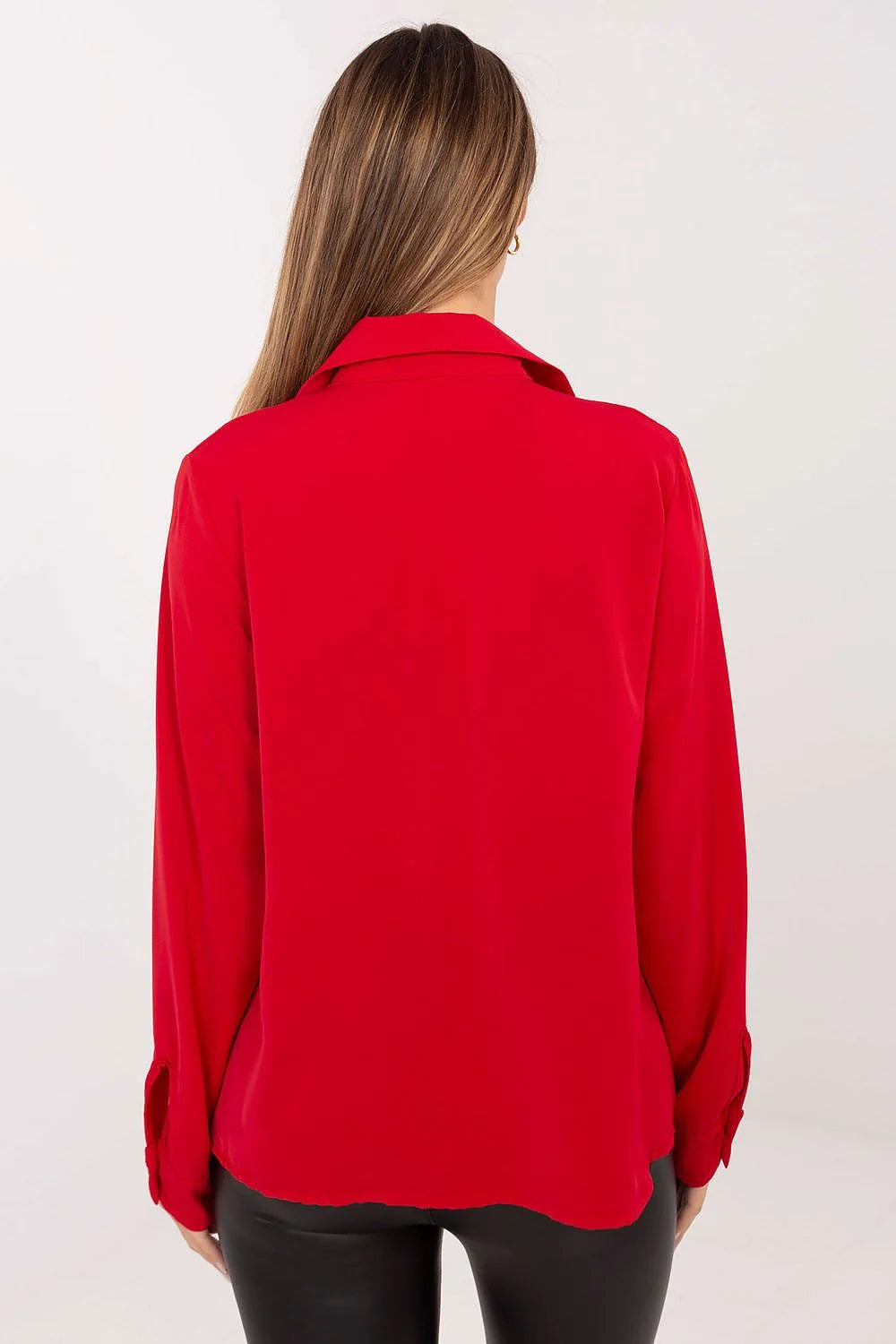 chemise femme rouge vif col classique manches longues bouffantes poignet boutonnée laçage décoratif tissu fluide léger coupe ample chic bureau