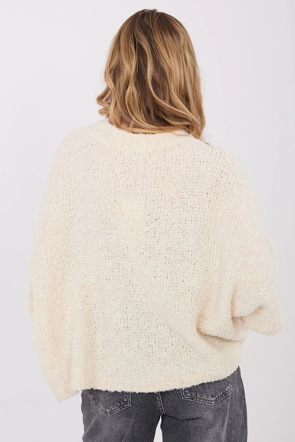 pull oversize femme maille bouclée crème col rond manches trois quarts boxy fentes latérales douce pelucheuse chaleureuse polyvalente