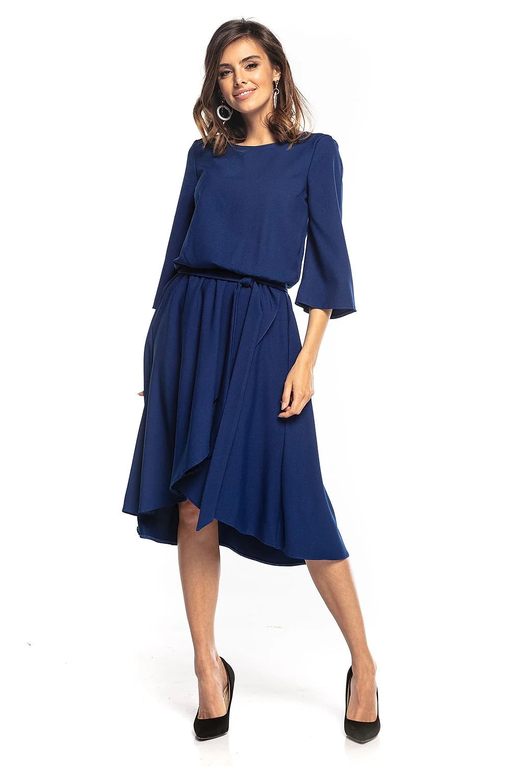 Robe élégante polyester asymétrique moderne manches trois-quarts ceinture fluide événement semi-formel femme style polyvalent