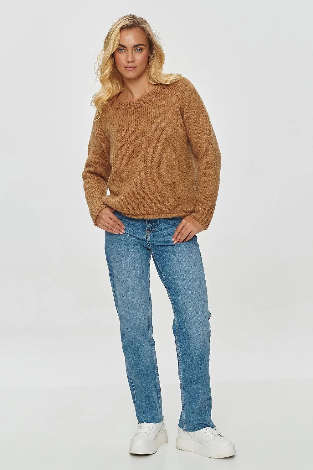 Pull pour femme style décontracté intemporel coupe ample encolure ronde manches longues couleur camel matière douce