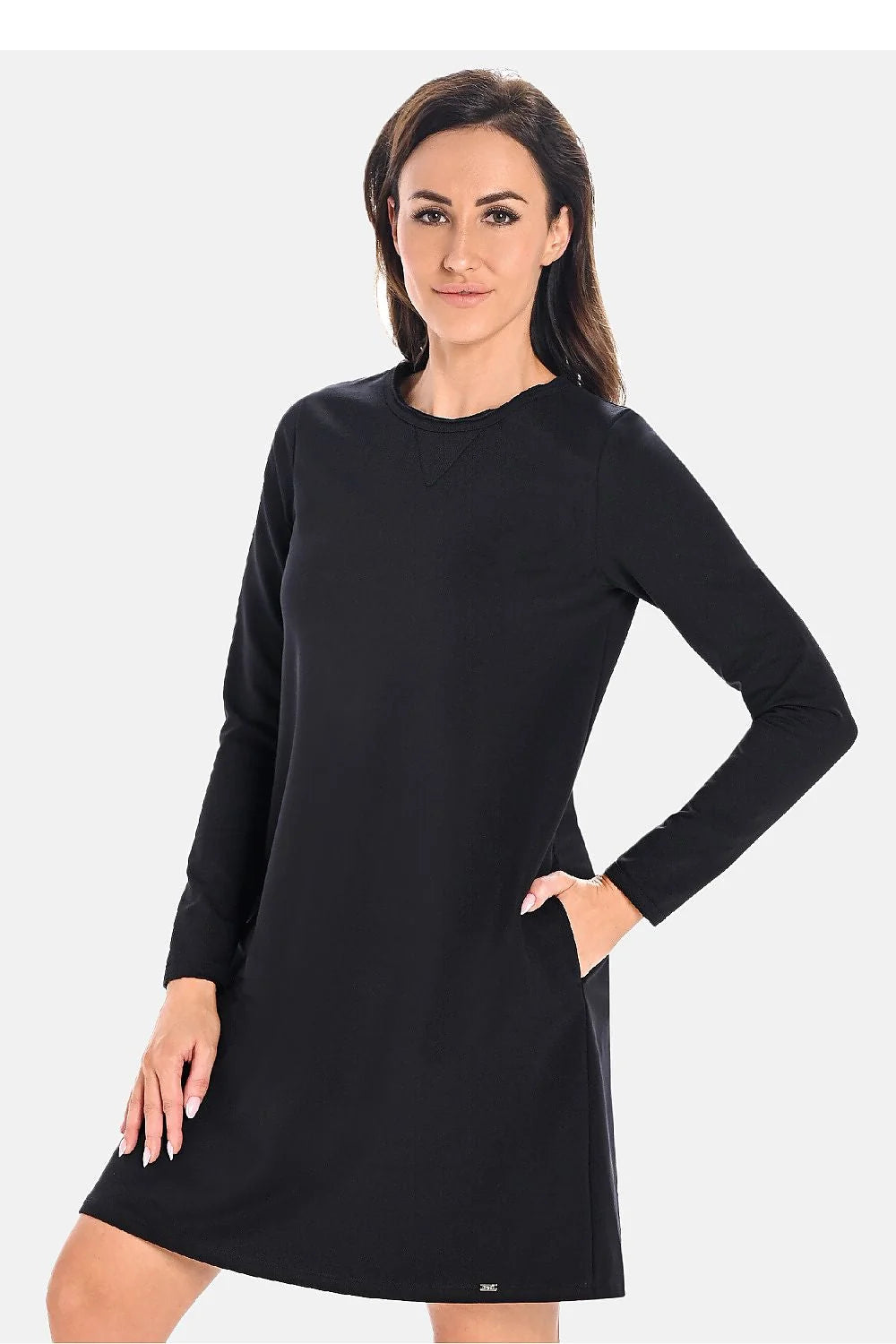 robe coton noir molletonnée lycra élasthanne stretch col rond manches longues ajustées coupe trapèze poches latérales logo métallique