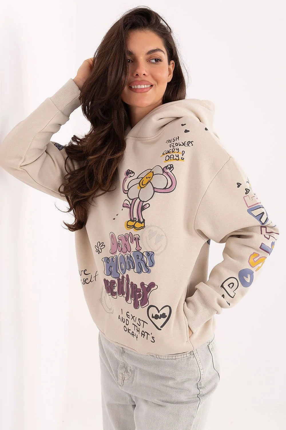 hoodie femme molletonné beige crème coupe relaxed courte capuche bords côtes manches longues poches latérales imprimés multicolores graphiques fleurs souriantes