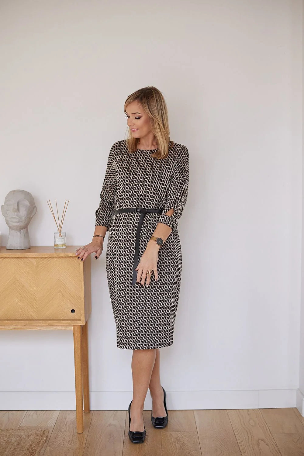 Robe de jour élégante féminine confortable jacquard manches tombantes ceinture simili cuir palette neutres grandes tailles