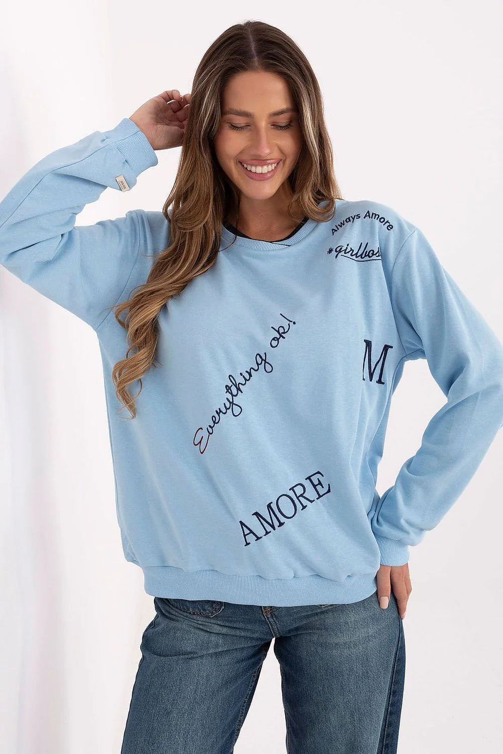sweatshirt femme oversize bleu ciel col rond manches longues épaules tombantes molletonnée coton polyester broderies lettrées graphique casual relaxed polyvalent
