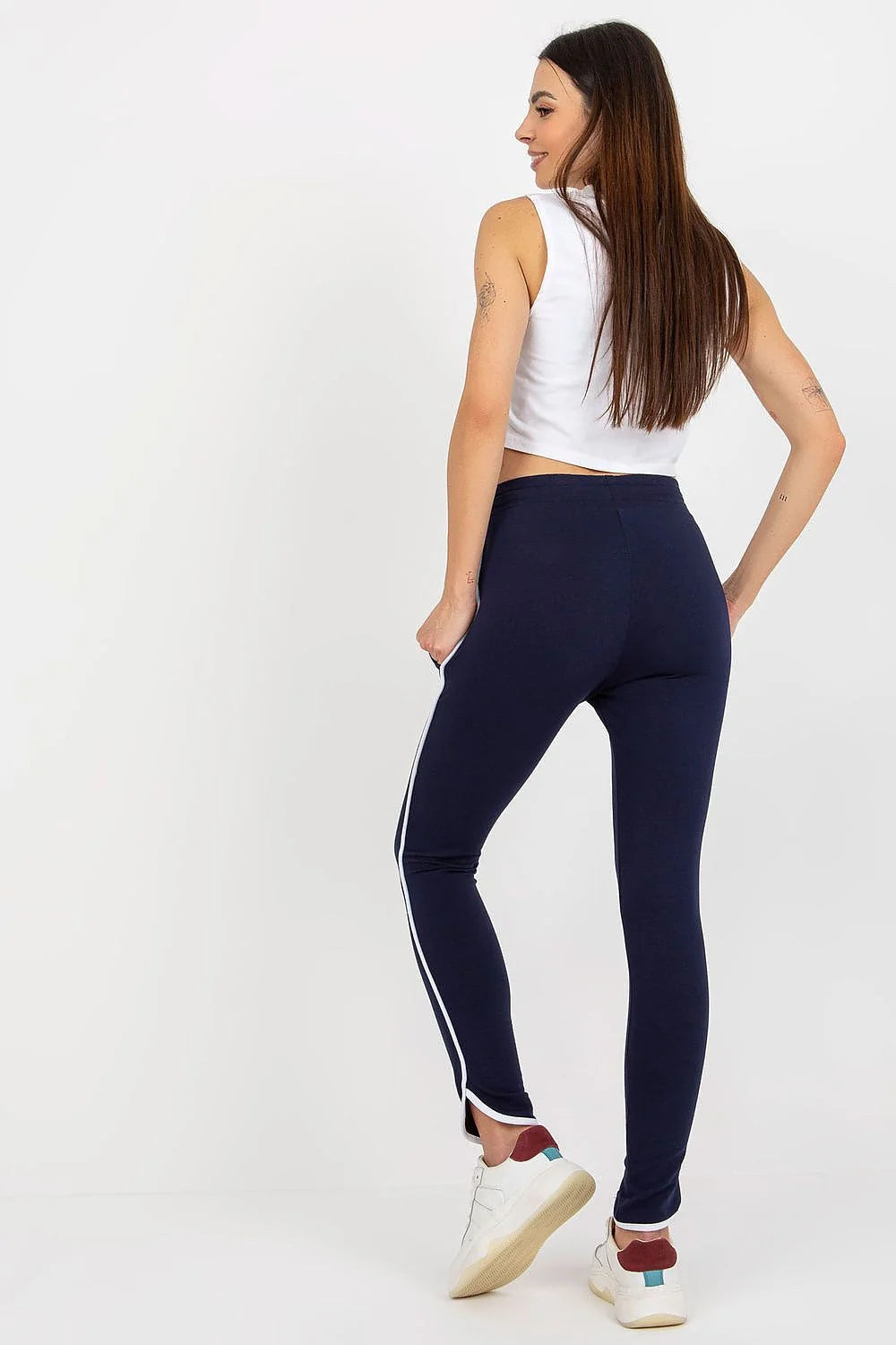 Ensemble détente femme crop top pantalon jogging coton molleton blanc bleu marine ajustable casual slim