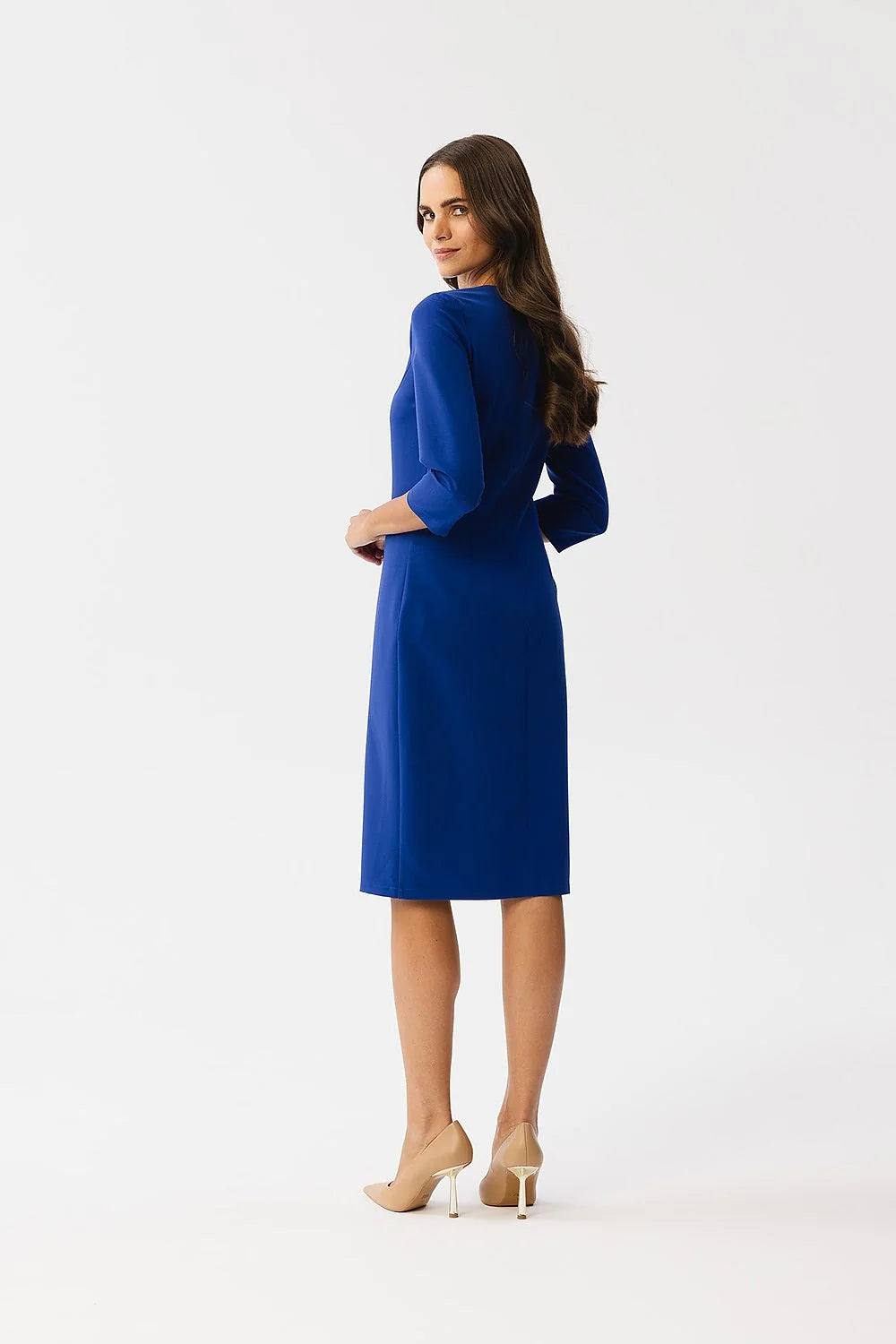 robe stylove bleu vif fourreau midi coupe ajustée manches troisquarts encolure ronde coutures princesse crêpe stretch fente latérale minimaliste élégante