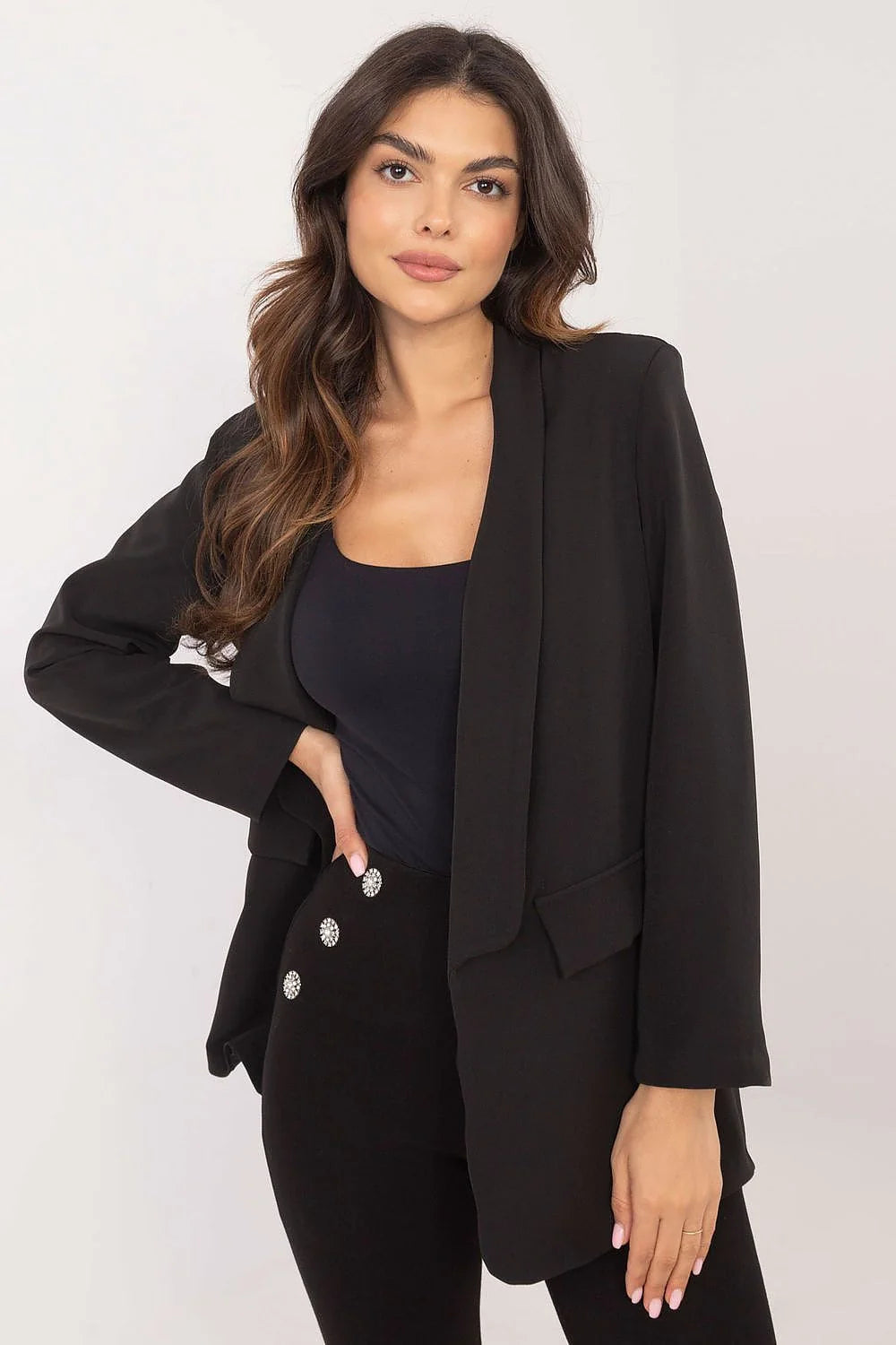 Blazer élégant pour femme noir coupe longue épaules structurées finitions raffinées polyester viscose occasionnels formels décontractés