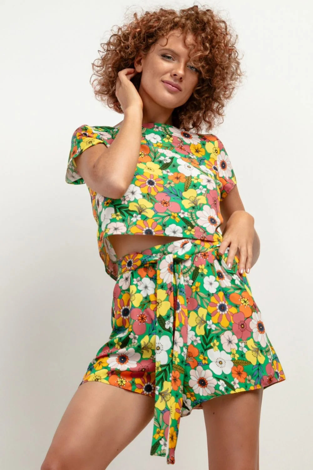 chemisier Tessita croptop manches courtes viscose fluide légère douce respirante imprimé floral multicolore ceinture nouée taille haute ensemble coordonné estival