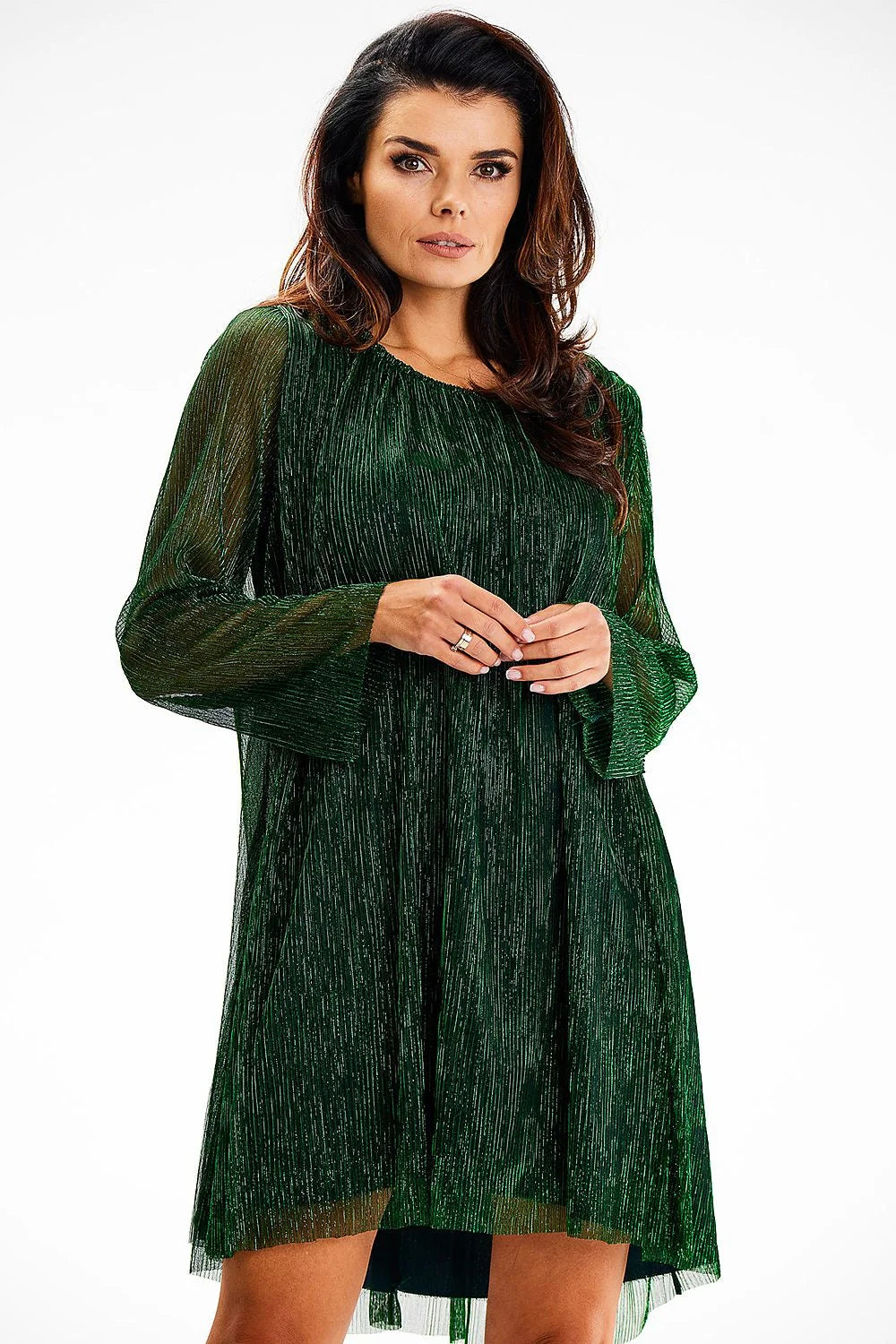 robe soirée courte manches longues mousseline plissée vert profond irisé métallique semi transparent doublure satinée coupe trapèze ample