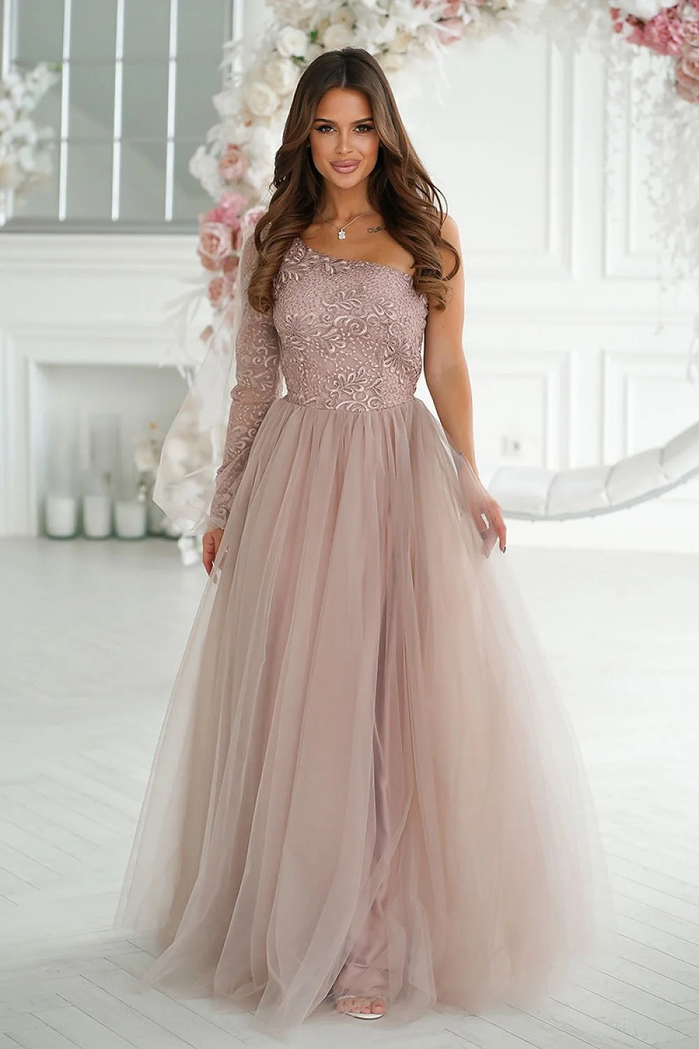 Robe de soirée élégante longue manches longues dos nu dentelle noire taille ajustable femme