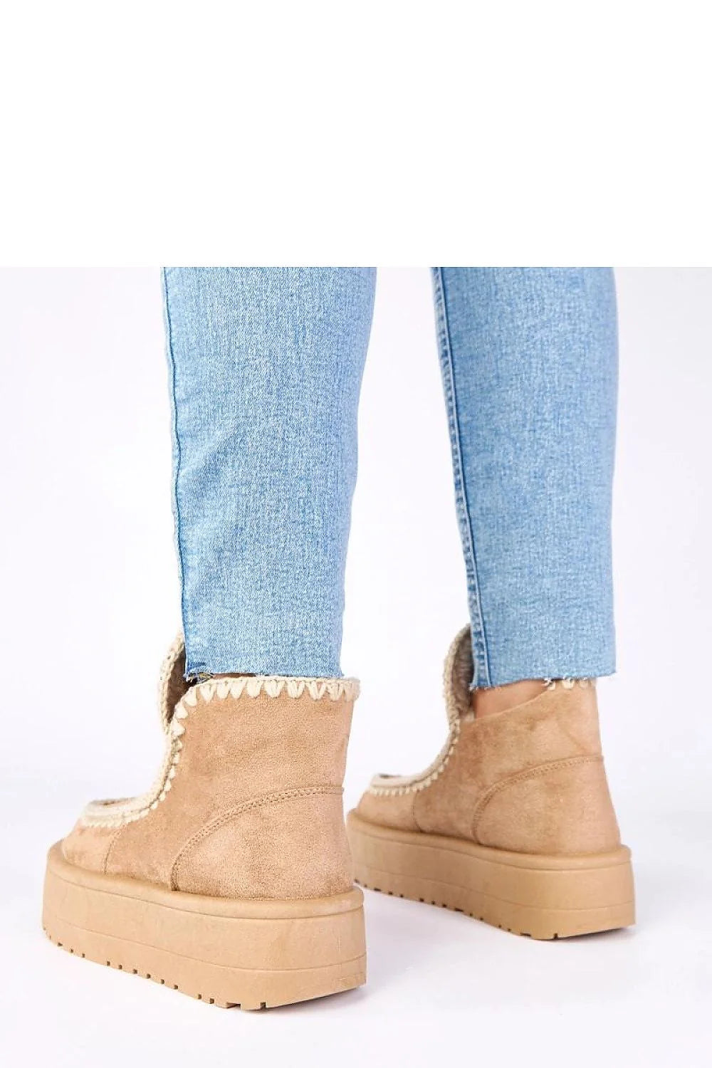 bottes neige montantes suédine camel fausse fourrure crème broderie décorative plateforme 5cm semelle crantée bout arrondi confortables doublure douce