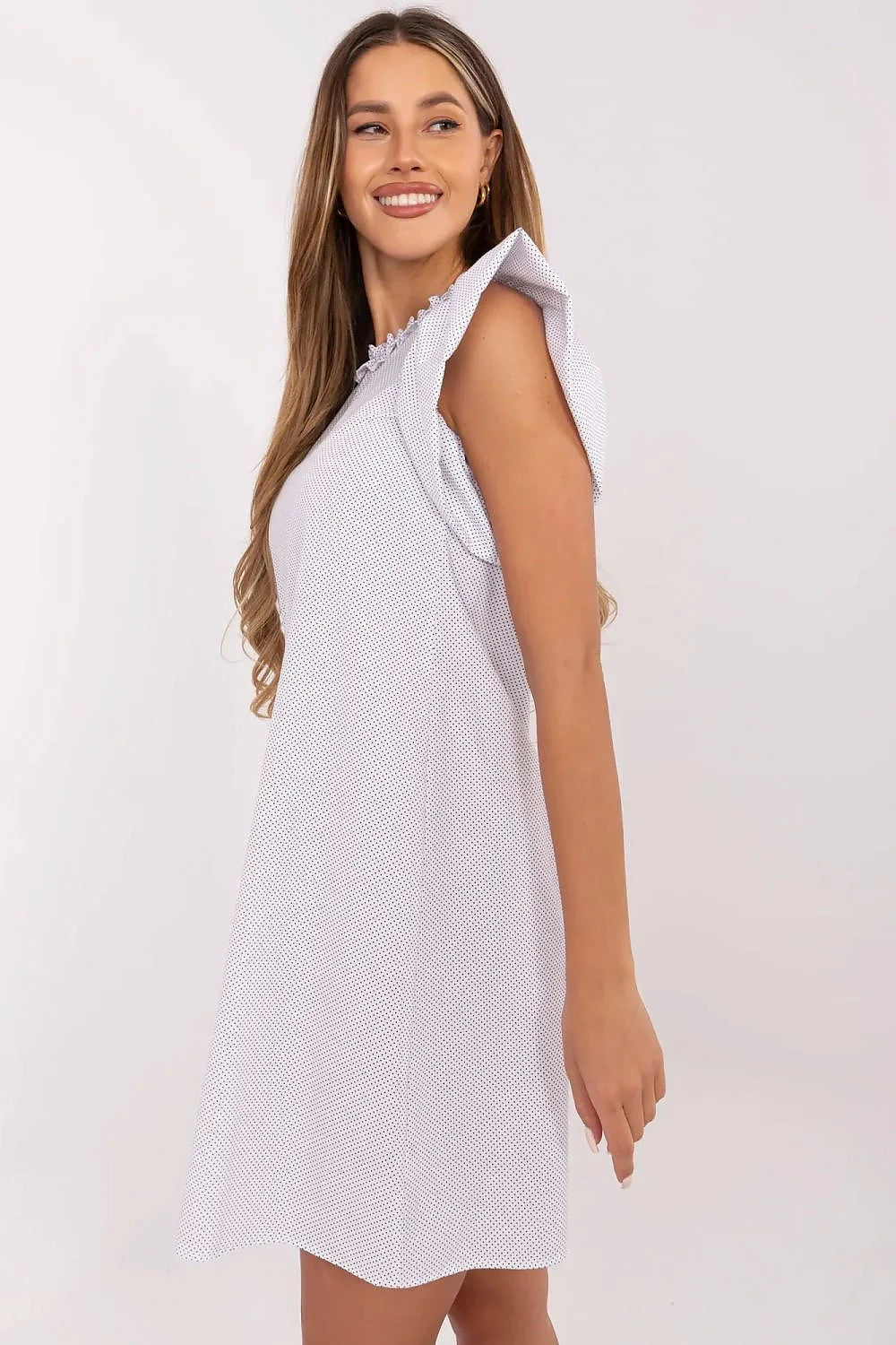 Robe de jour féminine en coton léger style évasé manches courtes volants motifs petits pois blanc noir taille ajustable femme