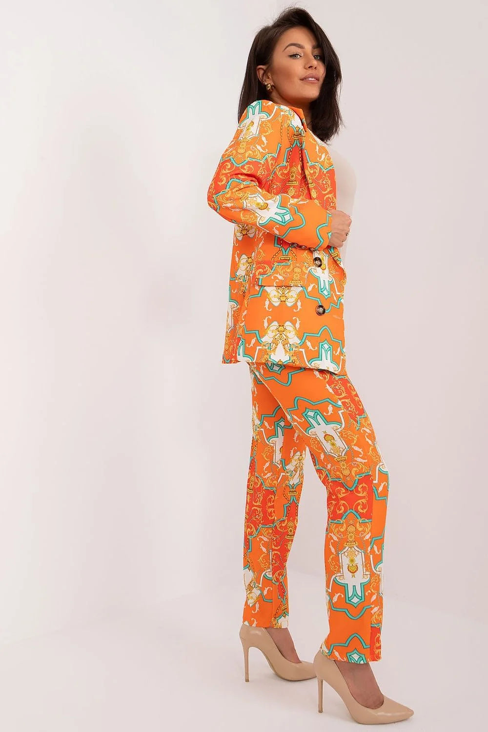 Ensemble féminin audacieux Italy Moda élégance mode coloris orange motifs turquoise rouge blanc veste pantalon