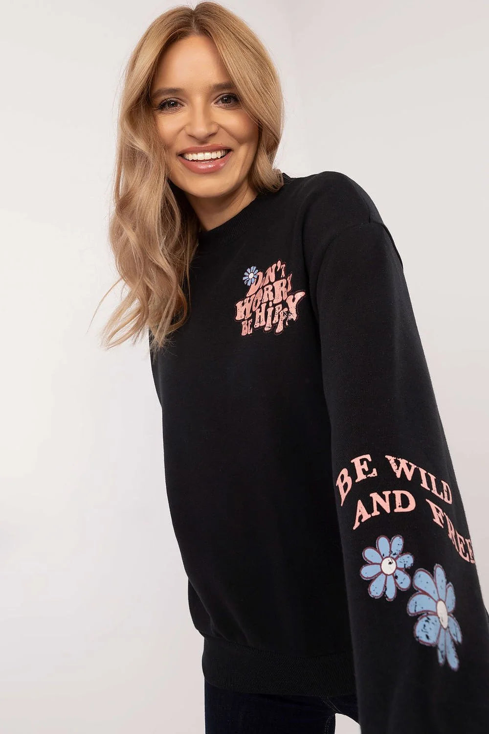Sweatshirt femme manches longues couleur noire style hippie graphique tendance