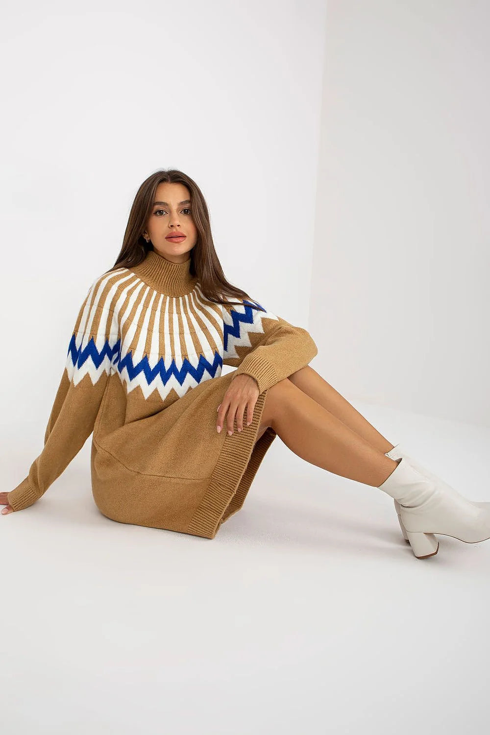 Robe-pull femme moderne ample motif géométrique bleu ciel manches longues col roulé confortable occasion quotidienne hiver