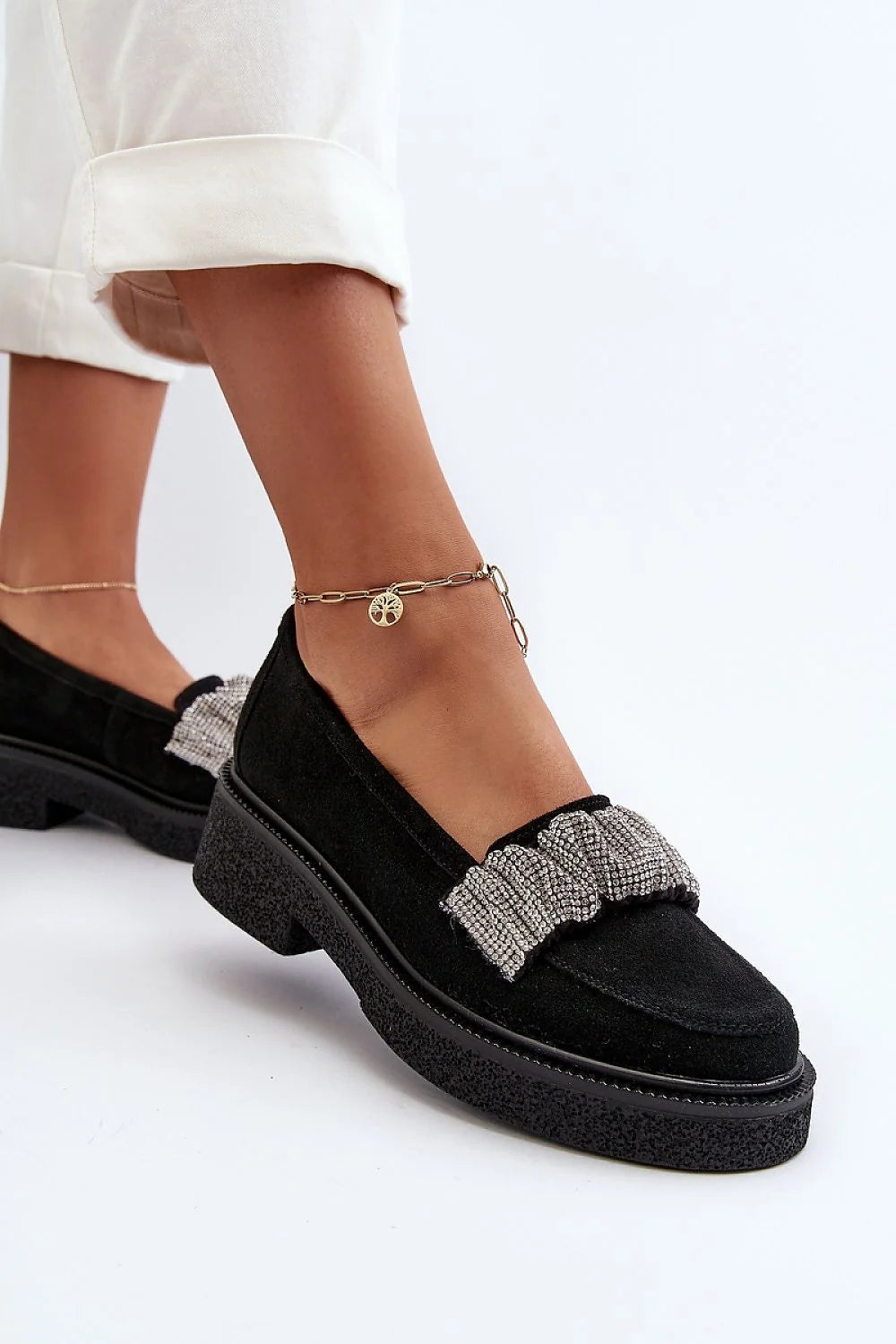 Mocassins pour femmes en velours noir élégants style casual chic avec boucle en cristal