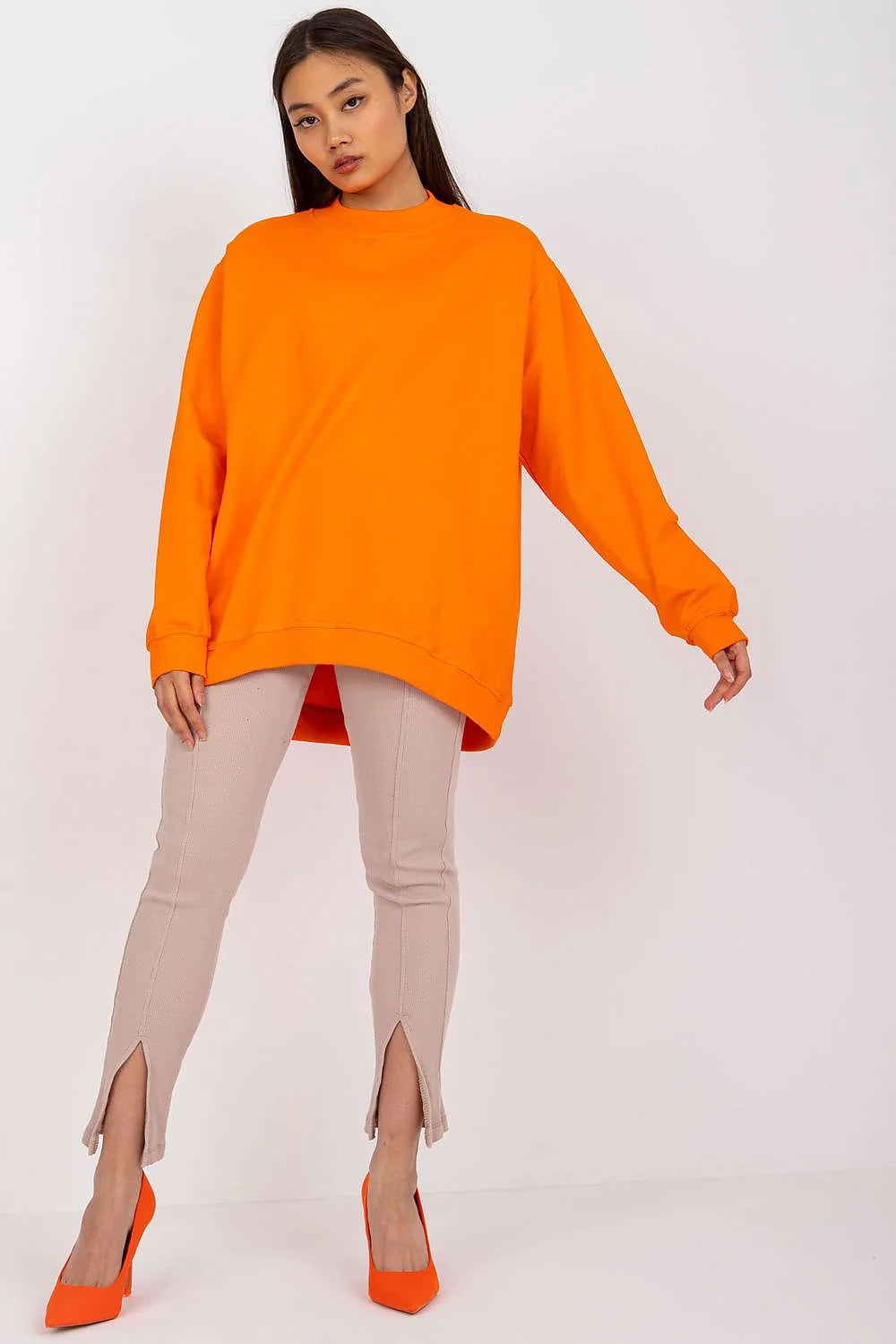 Sweatshirt BFG pour femme en coton 90% élasthanne 10%, style casual oversize, couleur bleu vif, manches longues, col rond côtelé, idéal pour tenues urbaines et décontractées