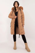 Manteau long pour femmes en polyester matelassé style urbain couleur camel capuche fourrure New York