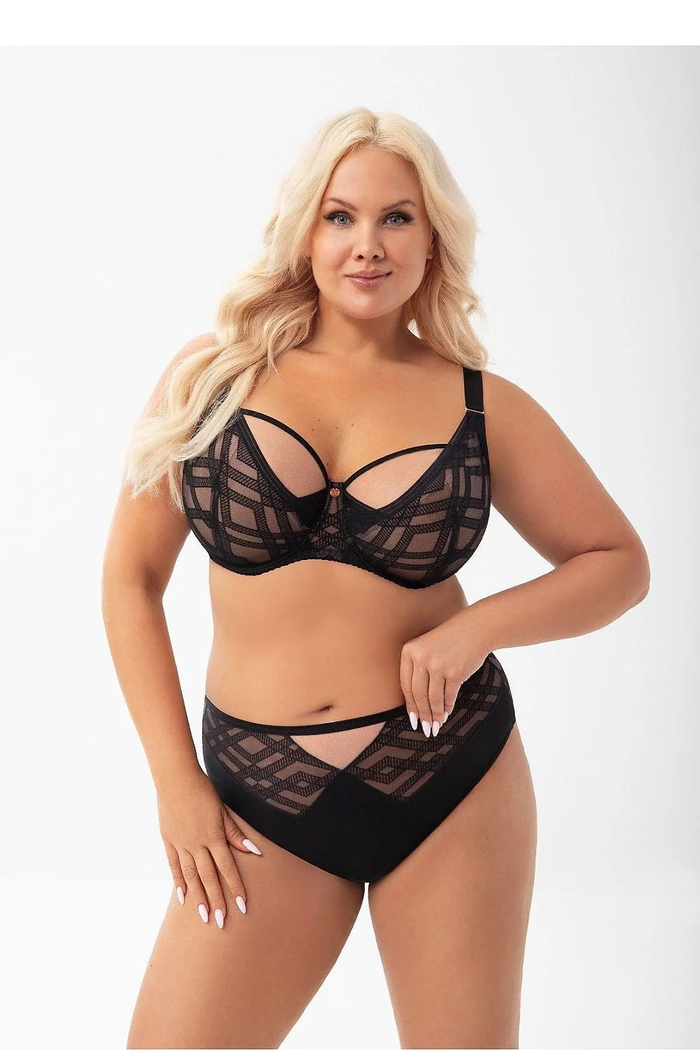 Ensemble de lingerie féminine moderne élégant soutien-gorge balconnet culotte motifs géométriques tissu maille dentelle noire confort taille ajustable