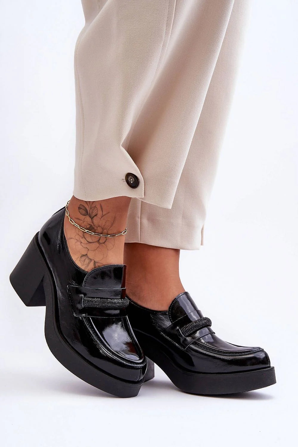 Chaussures basses à talons Step in style mocassin cuir verni noir talon compensé semelle caoutchouc femme confort élégance quotidien semi-formel