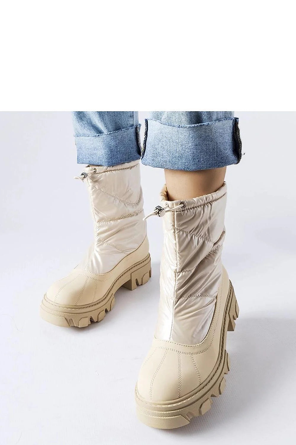 Bottes neige Cendrillon beige matelassé satiné similicuir mimollet semelle plateforme épaisse cramponnée antidérapante cordon serrage isolante chaude urbaine