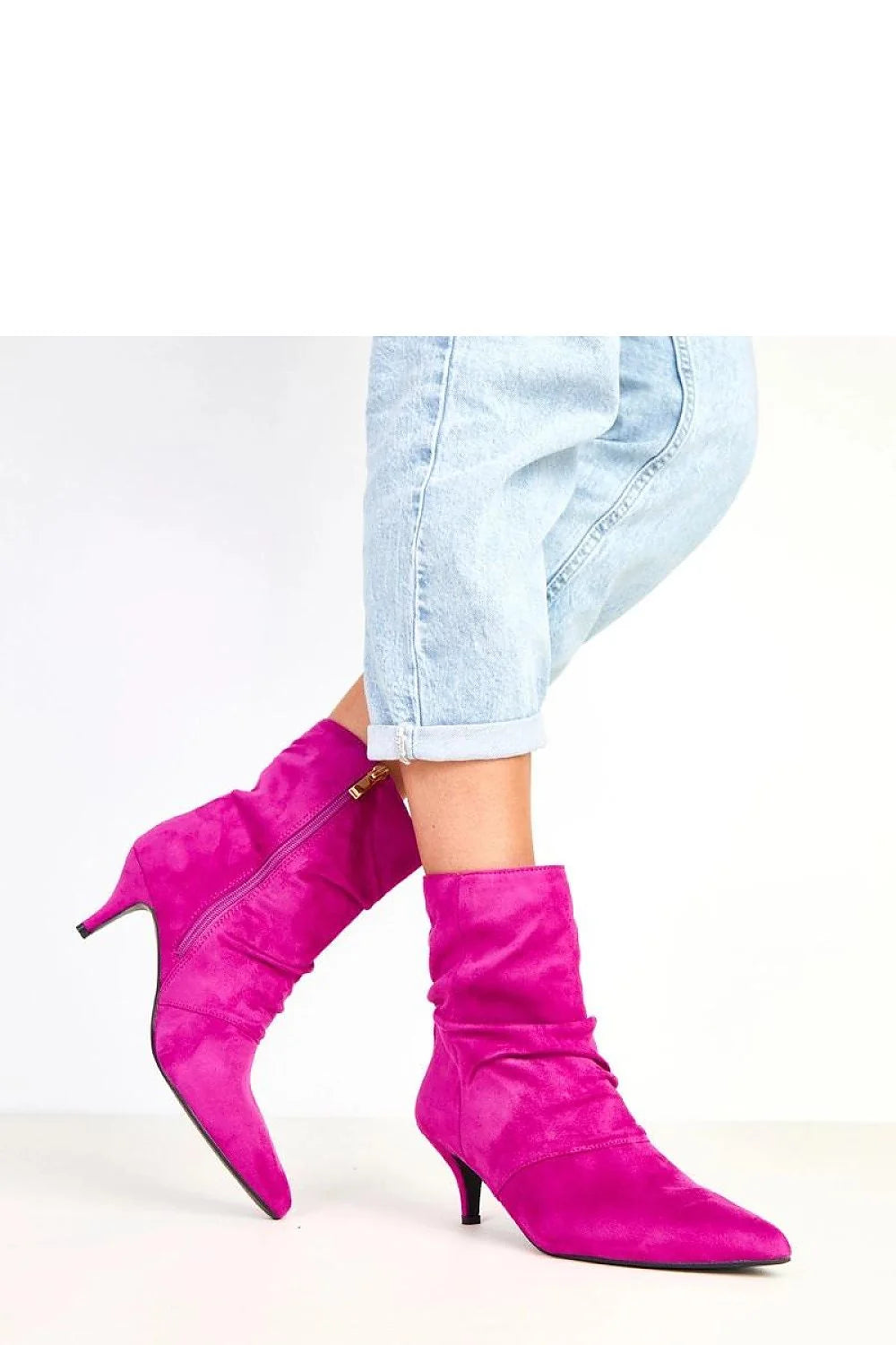 bottines femme cheville cuir écologique suédé fuchsia bout pointu talon aiguille 6cm tige doublure glissiere dorée semelle élégante