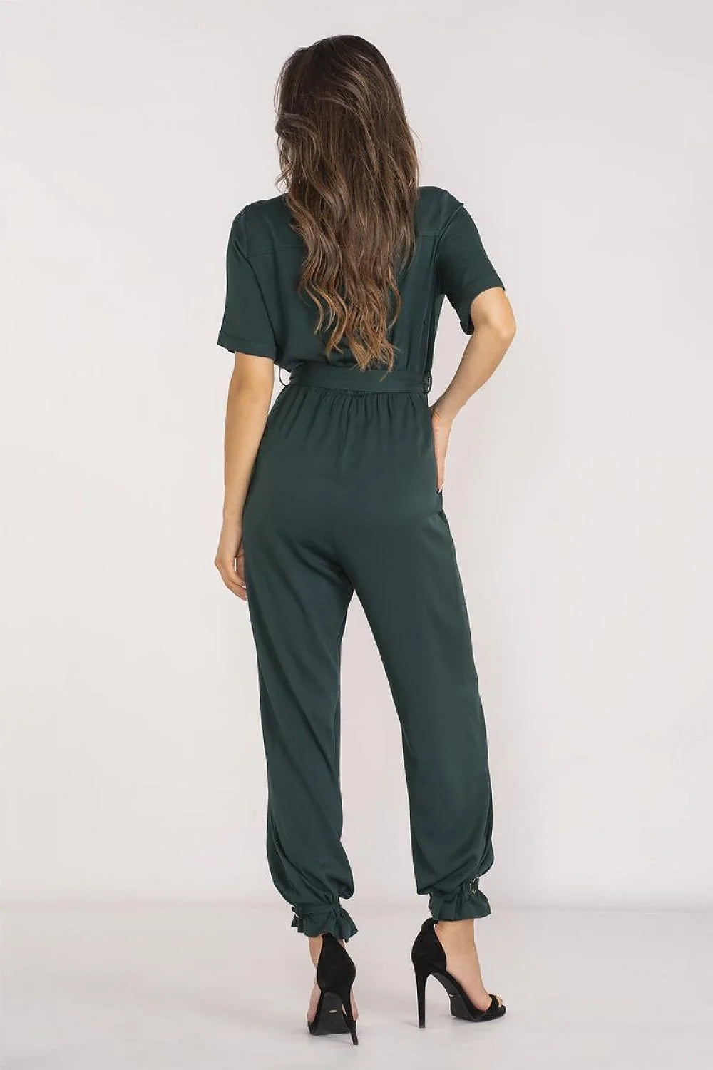 Combinaison femme élégance confort design moderne coupe ajustée col V plongeant manches courtes ceinture intégrée ajustable vert foncé