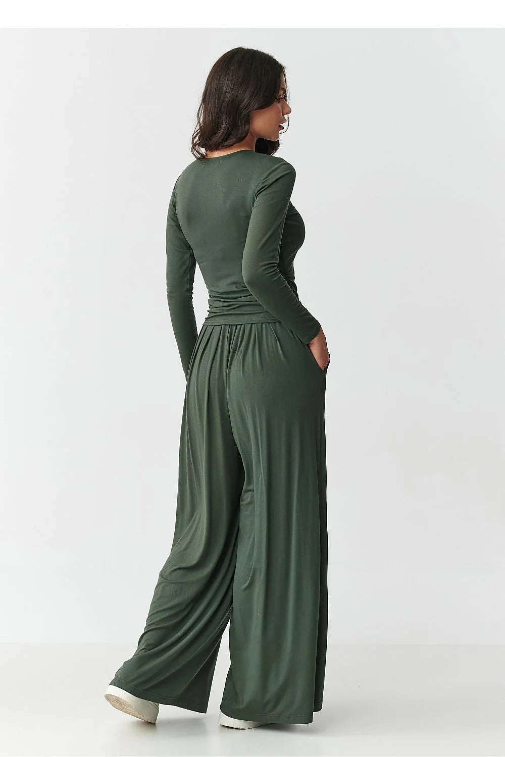 ensemble femme viscose élasthanne fluide palazzo pantalon taille haute élastiquée blouse ajustée col rond manches longues plis subtils poches latérales