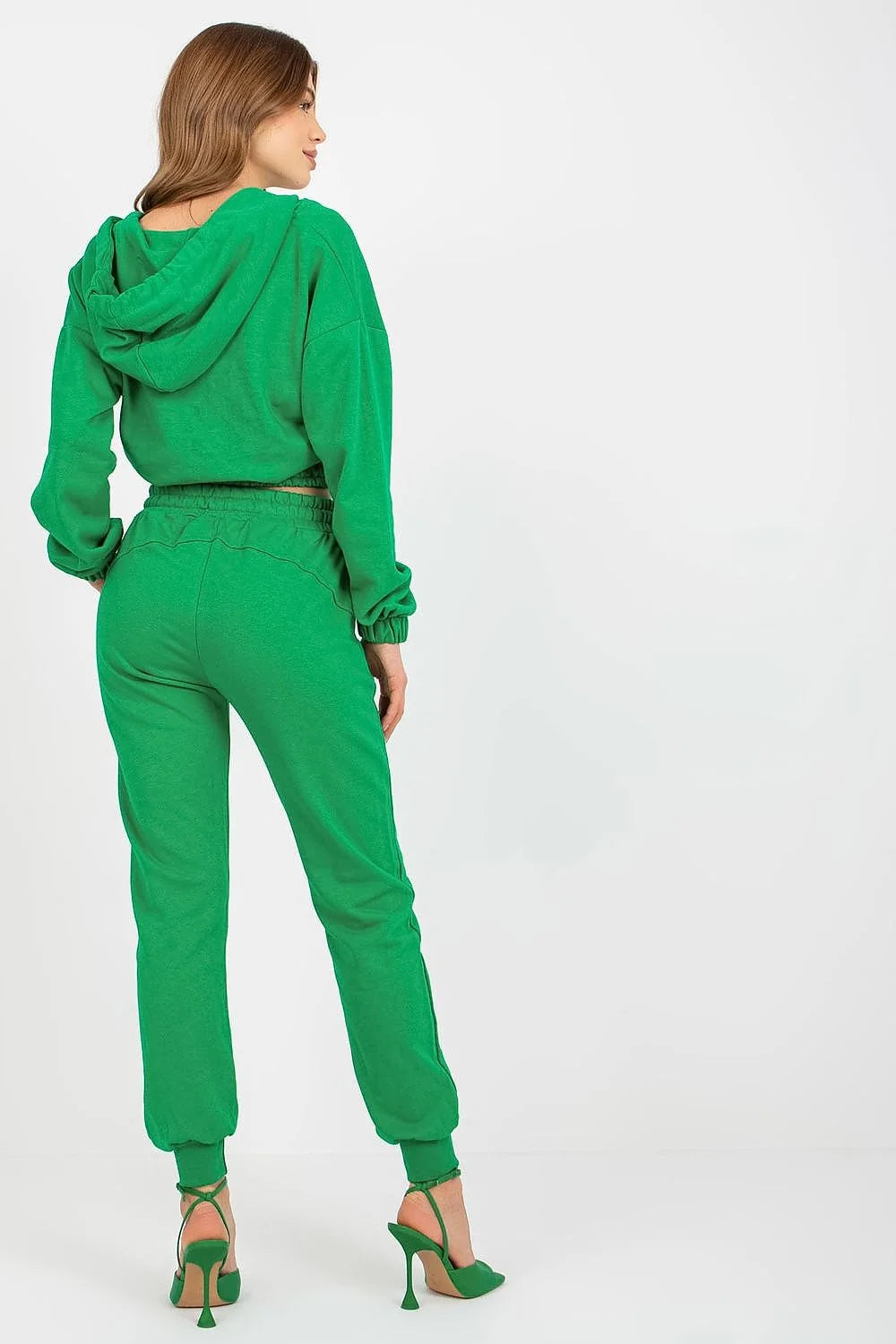 Ensemble Ex Moda pour femmes : sweat à capuche court, pantalon joggers élastique, tissu coton polyester, style décontracté et moderne, couleur jaune vif, idéal pour la détente et le streetwear