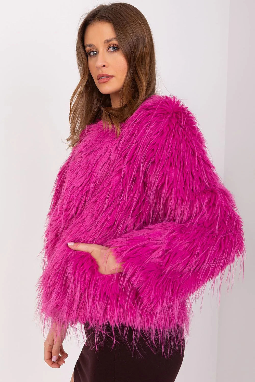 Veste audacieuse femme fourrure imitation courte manches longues couleur fuchsia style moderne occasion spéciale