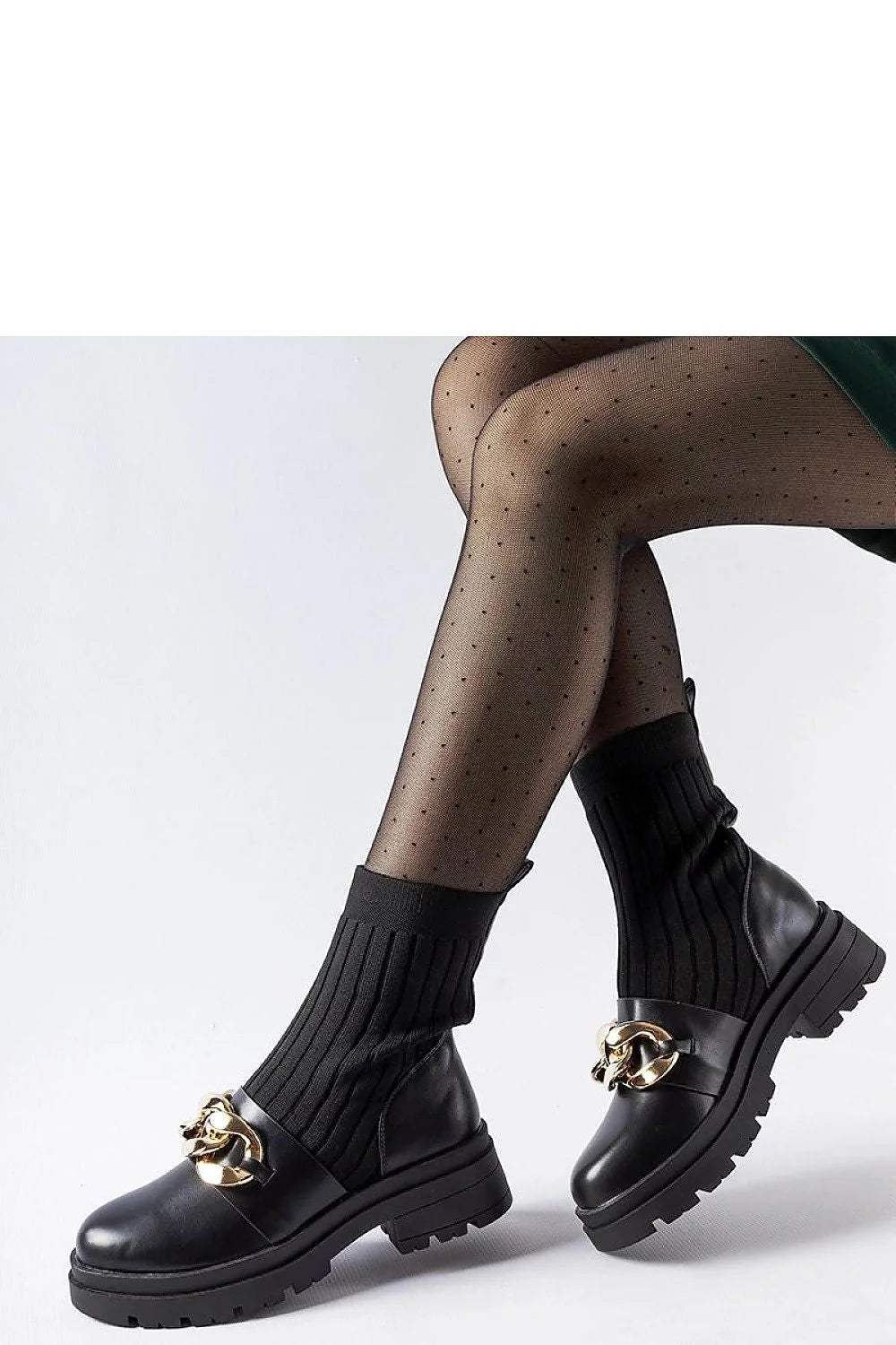 Bottines noires en cuir lisse avec chaîne dorée style moderne mocassin femmes occasion décontractée semi-formelle