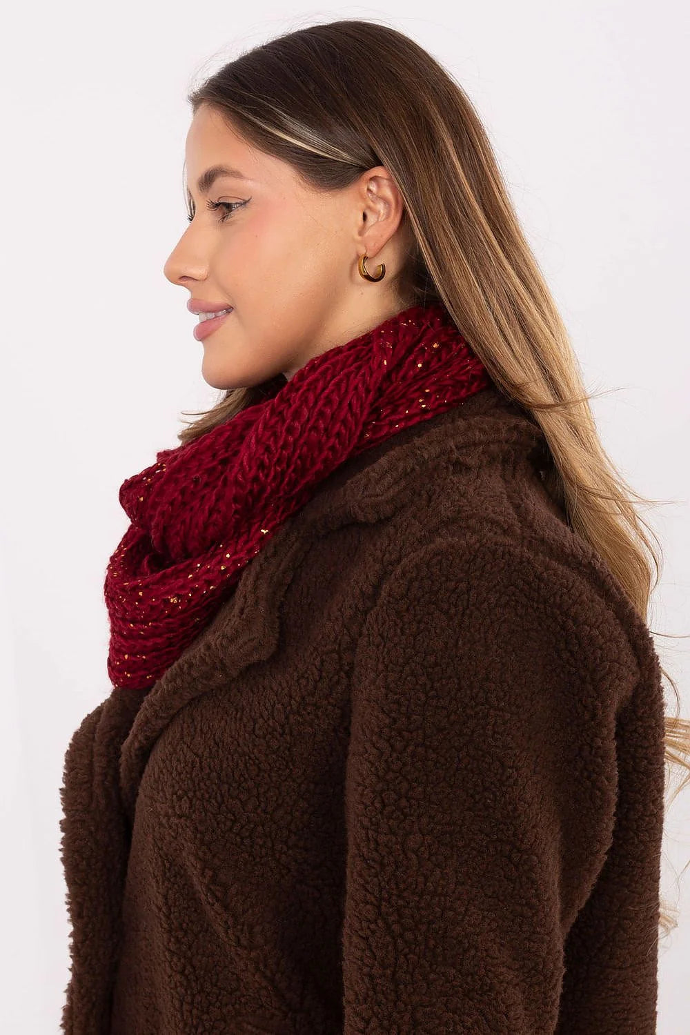 snood écharpe tube grosse maille tricotée bordeaux brique enveloppant court col chaud hiver douillet fils métallisés dorés polyester confortable durable