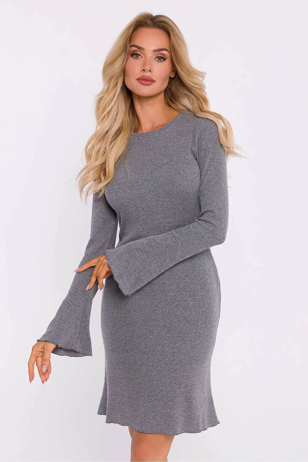 Robe de jour élégante en maille coton côtelé manches longues silhouette en sablier taille ajustable robe grise femme