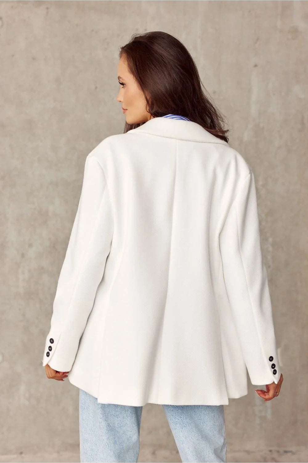 Veste blazer femme design moderne audacieux rose vif coupe oversize matériau haute qualité élégance contemporaine
