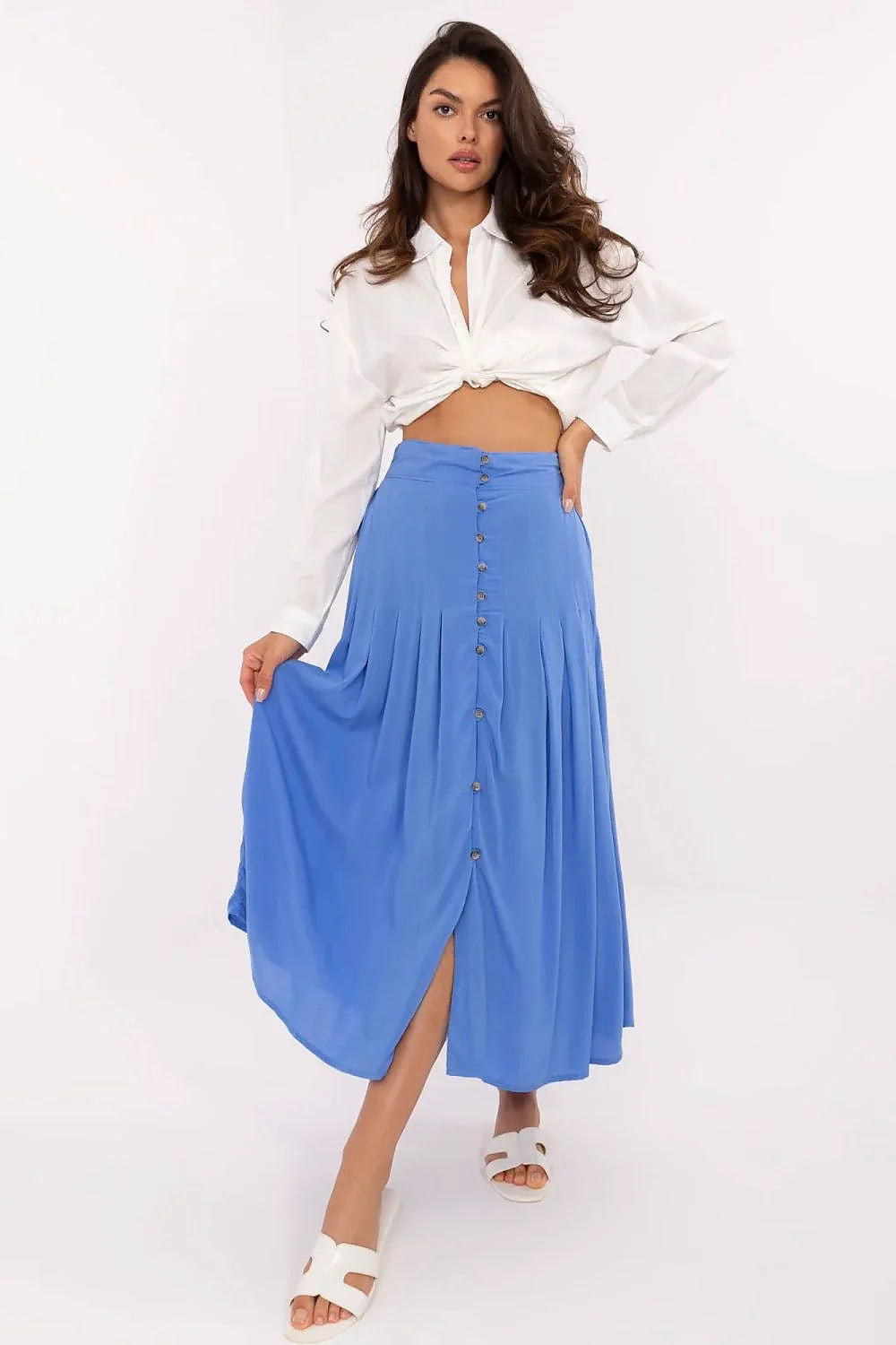 Jupe midi élégante pour femme en viscose éco-friendly, style plissé, coupe évasée, taille haute, boutons décoratifs, bleu
