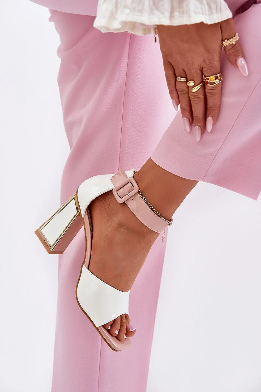 Sandales à talons bloc Vinceza cuir artificiel rose pâle doré occasion spéciale soirée cérémonie femmes élégance confort ajustable