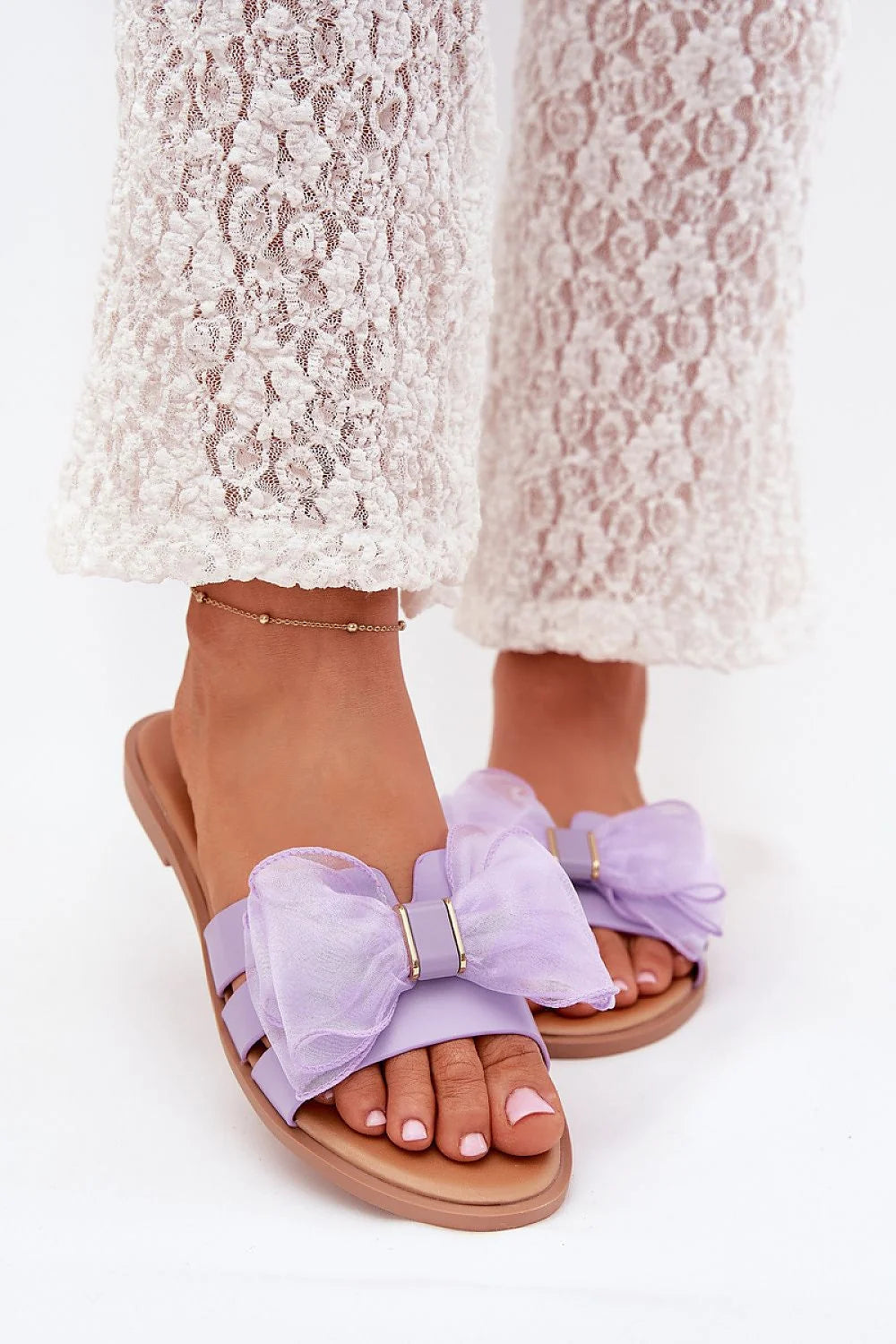 Sandales féminines ouvertes design estival cuir artificiel nœud en organza lavande talon plat confortable femmes robes jupes pantalons été 2023