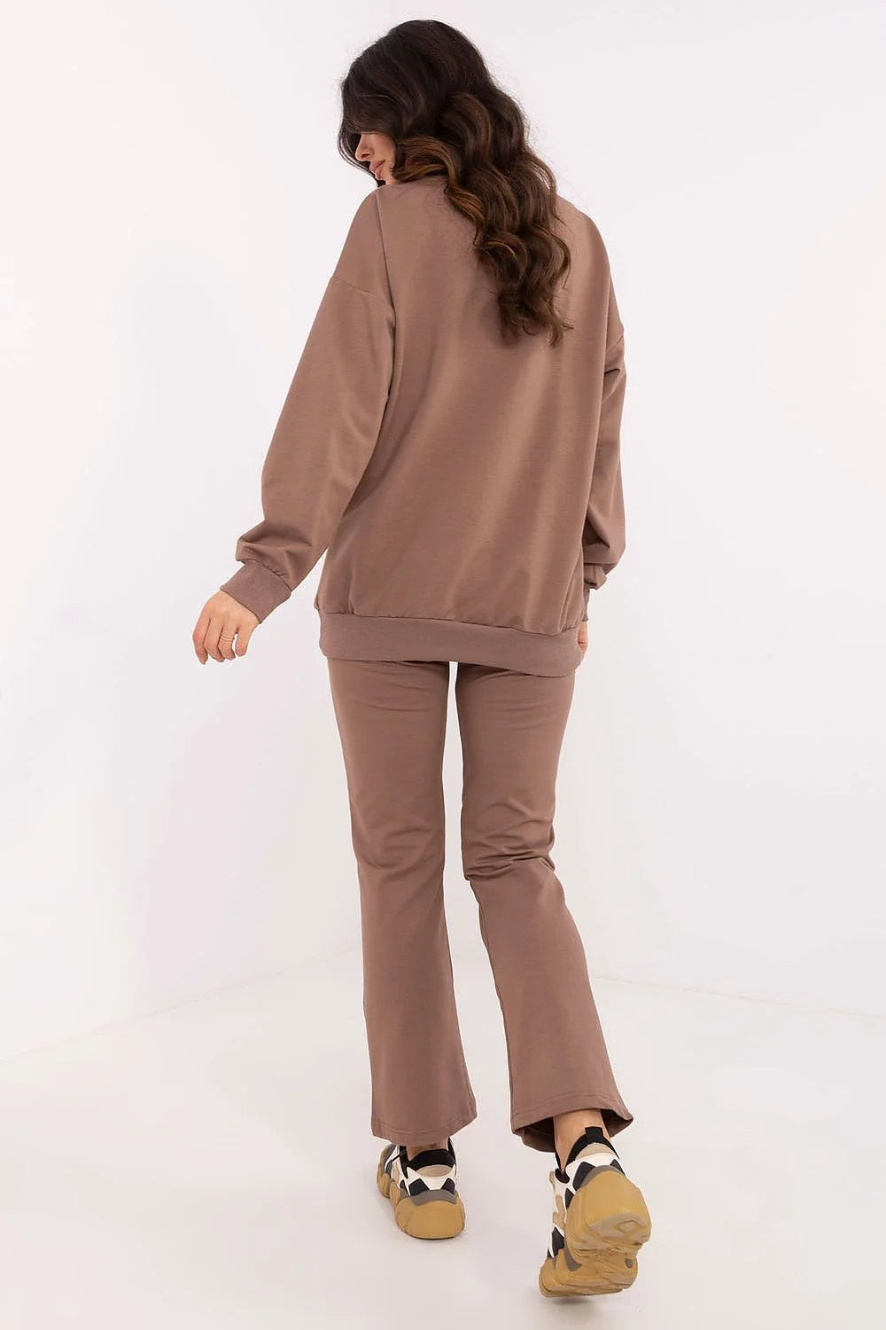 Ensemble décontracté femme sweat à manches longues V profond pantalon ajusté baskets chunky couleur marron foncé