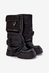cuissardes simili cuir synthétique noir mat plateforme épaisse confortable stable tige plissée repliée poches cargo détail métallisé semelle crantée antidérapante