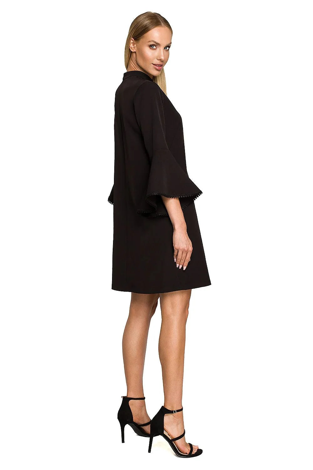 Robe de jour élégante vert vif manches trompettes franges noires coupe droite polyester 95% elasthanne 5% taille ajustable femme