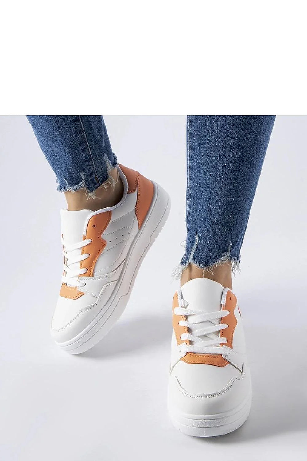 baskets basses femme blanches accents orange corail simili cuir perforations respirantes semelle plateforme épaisse antidérapante amorti confortable