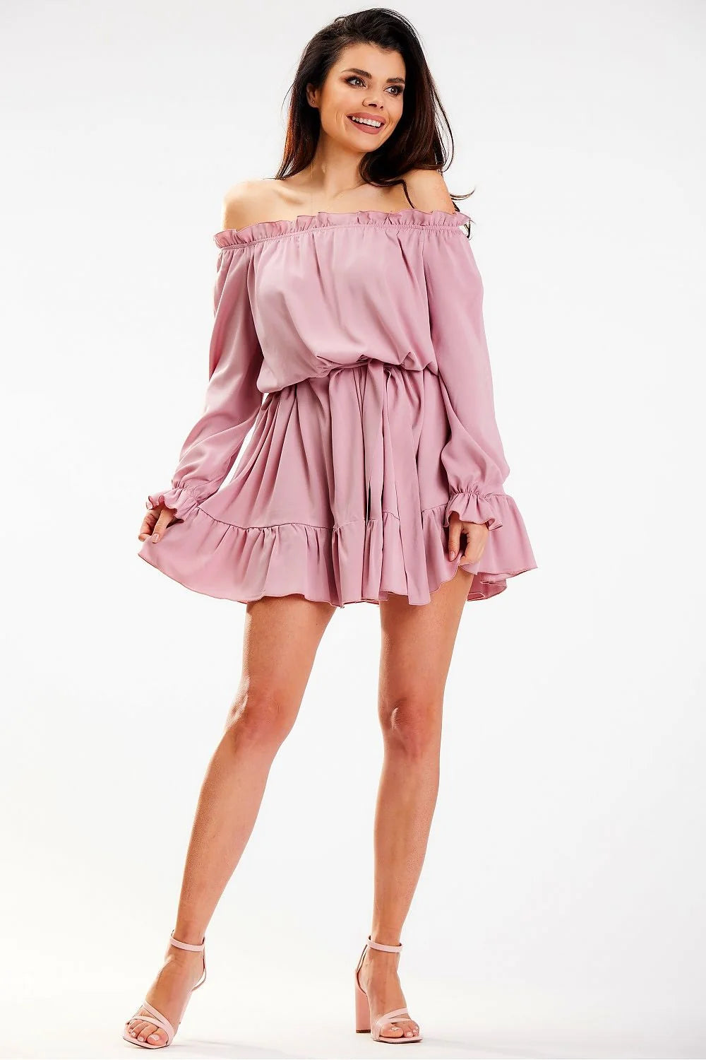 robe boho chic aérienne manches longues volants rose pastel viscose polyester romantique fluide taille élastiquée courte estivale confortable bohème élégante