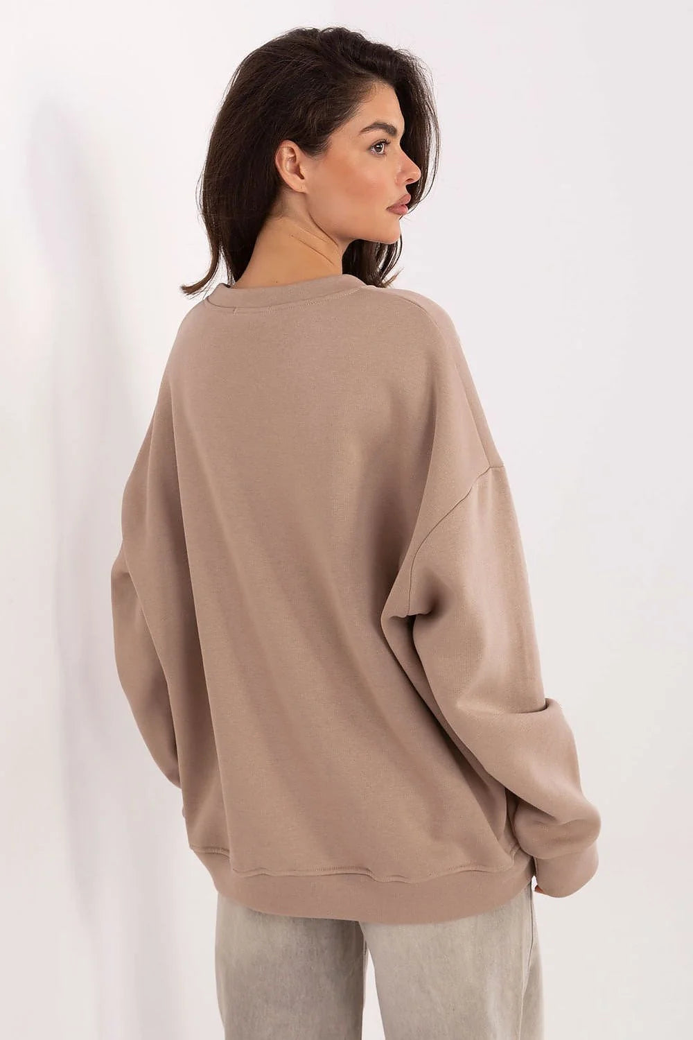 sweatshirt femme oversize taupe beige molleton coton polyester col rond épaules tombantes bords côtelés manches longues broderie PARIS BONJOUR casual