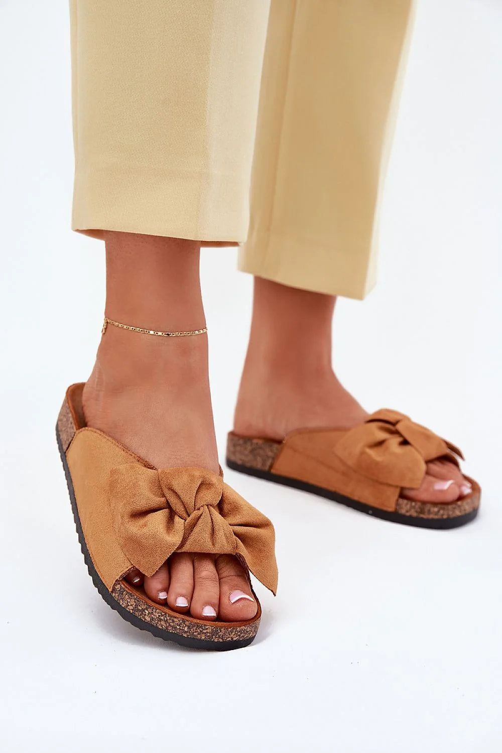 sandales femme daim écologique camel mule slide noeud volumineux décoratif semelle liège anatomique crantée caoutchouc rembourrée confortable minimaliste estival
