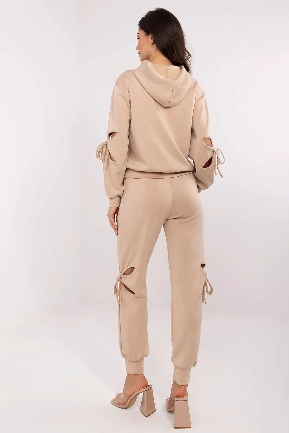 Ensemble coordonné femme sweat capuche pantalon survêtement beige sand style casual-chic matières douces confortables