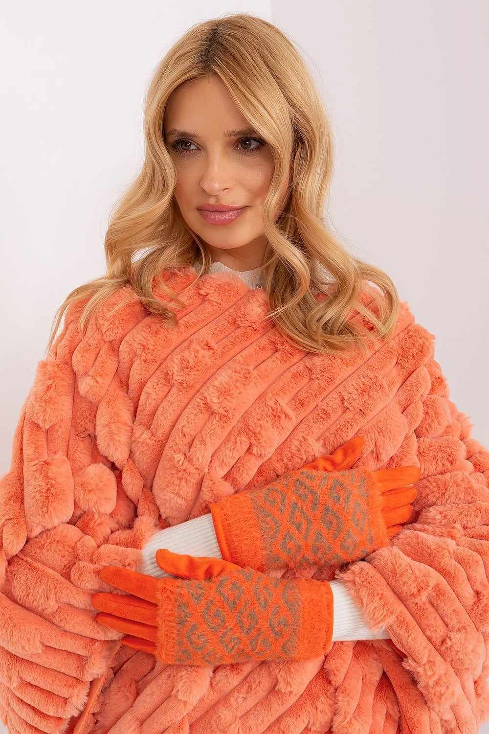 Gants en tricot pour femmes avec isolation retirable, fleur brodée, coton, élasthanne, polyester, style audacieux, couleur orange saumoné, motifs géométriques