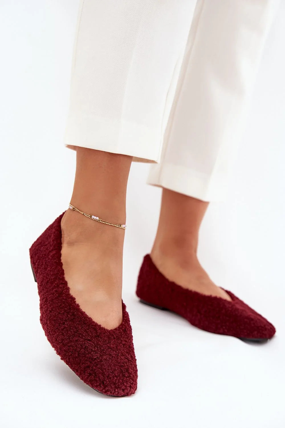 ballerines plates femme bordeaux sherpa bouclé fourrure mouton pointues bouts effilés slipon ouverture basse semelle fine noire confortable